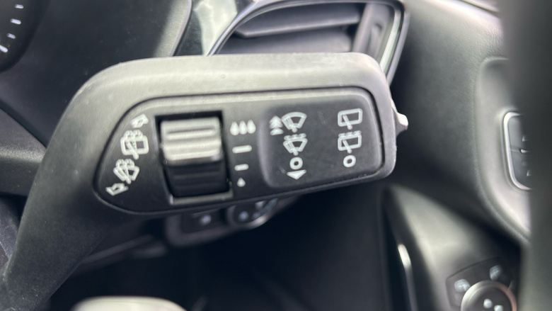Ford Fiesta 1.0 EcoBoost Titanium 5dr Auto Petrol Hatchback